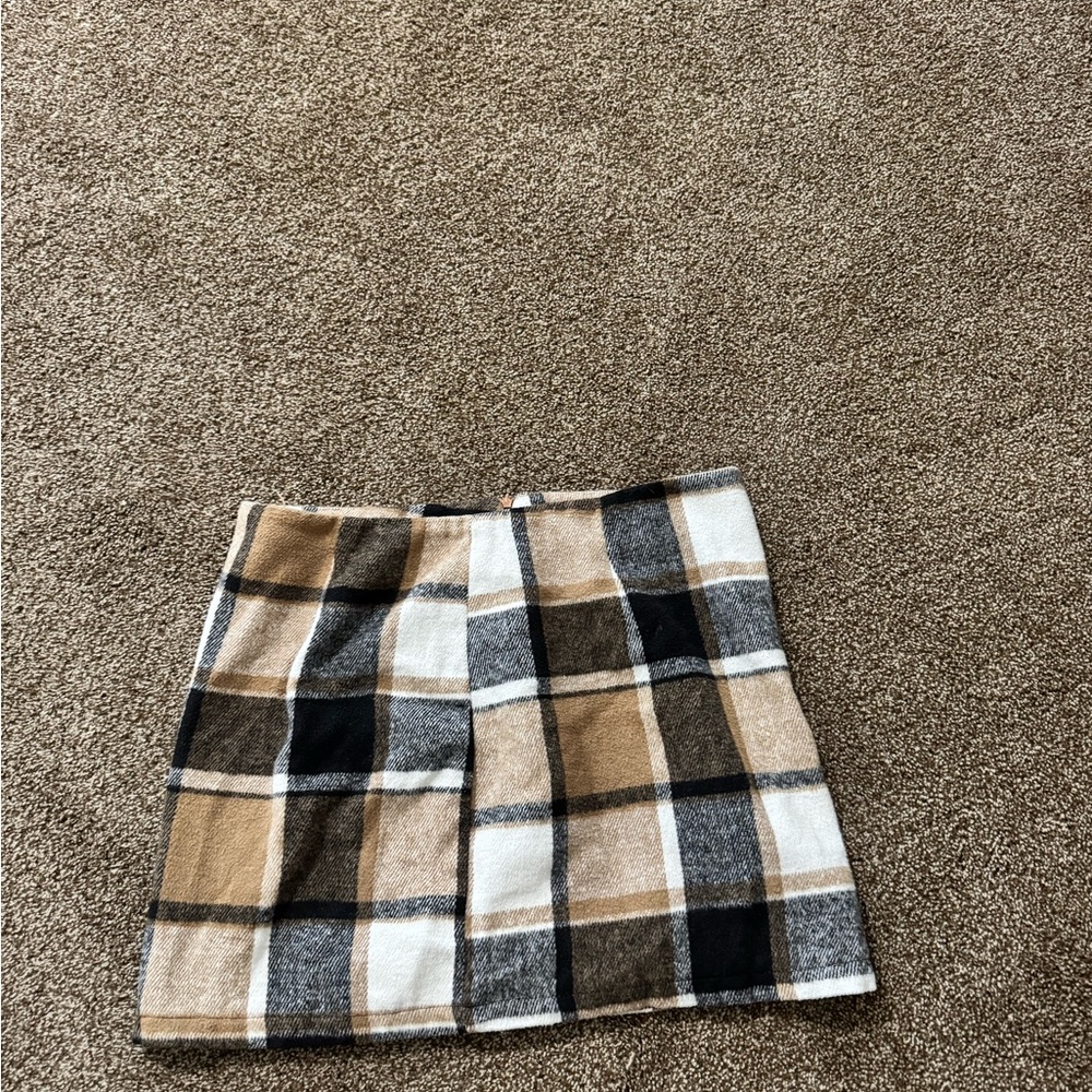 Plaid Mini Skirt in Tan, Black & White